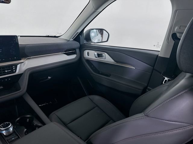 New 2026 Ford Explorer Active w/ Active Comfort Package image 23