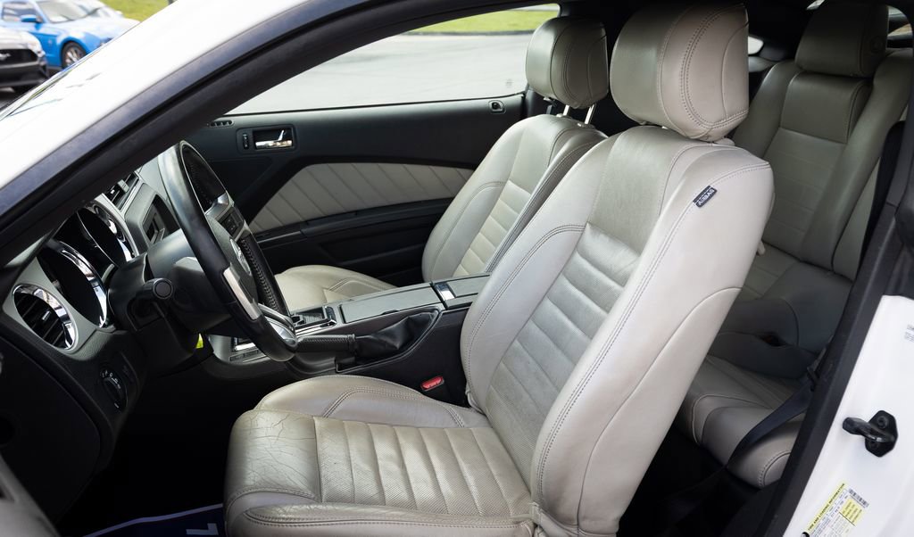 Used 2013 Ford Mustang GT Premium w/ Brembo Brake Pkg RWD image 20