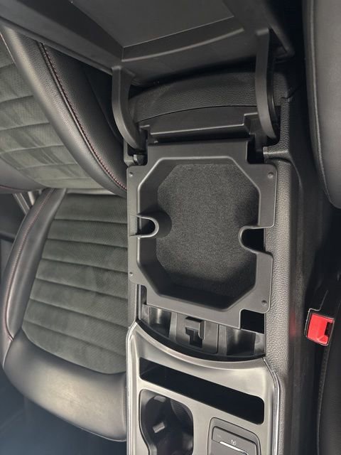 Used 2023 Ford Edge ST-Line w/ Class II Trailer Tow Package AWD/4WD image 43