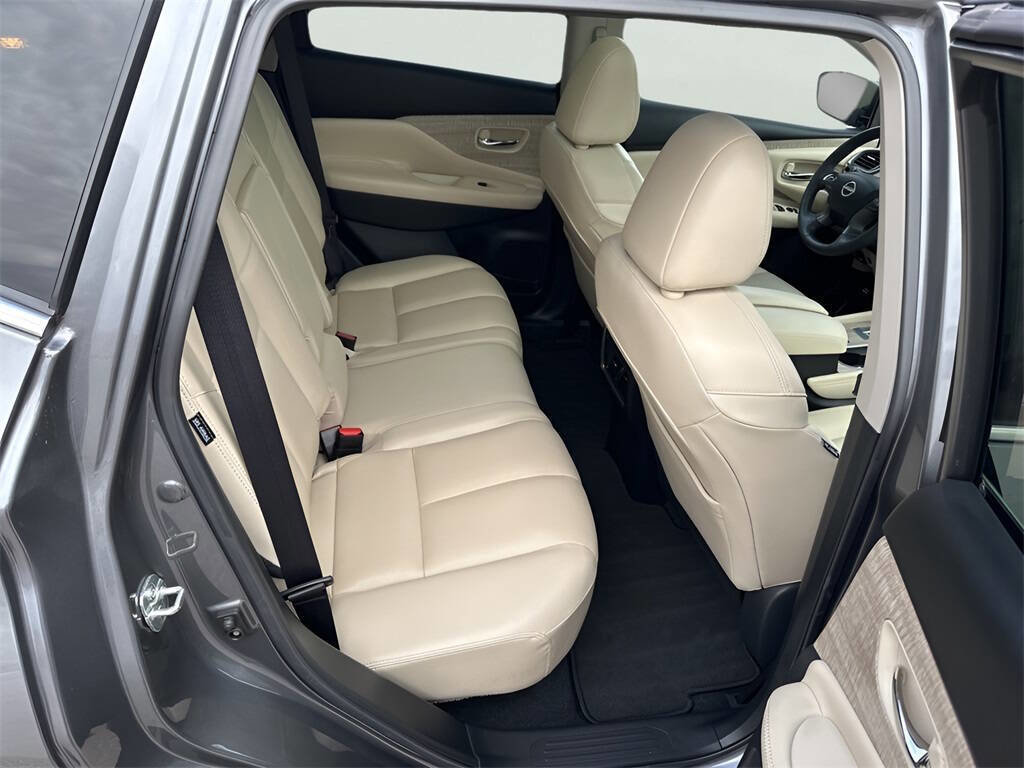Used 2024 Nissan Murano SL image 36