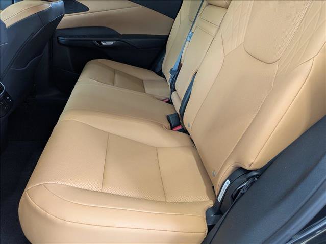 Used 2025 Lexus RX 350h w/ Accessory Package AWD/4WD image 19
