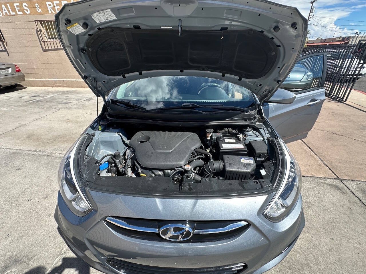 Used 2017 Hyundai Accent SE FWD image 14