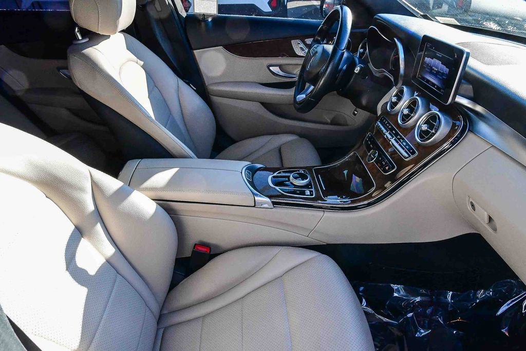 Used 2018 Mercedes-Benz C 300 Sedan image 17
