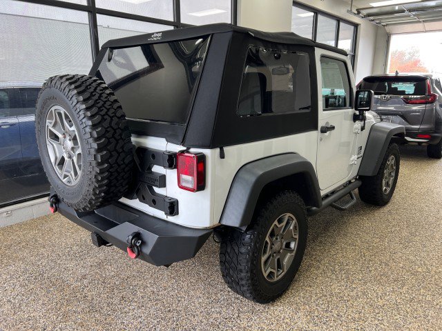 Used 2015 Jeep Wrangler Rubicon w/ Power Convenience Group image 2