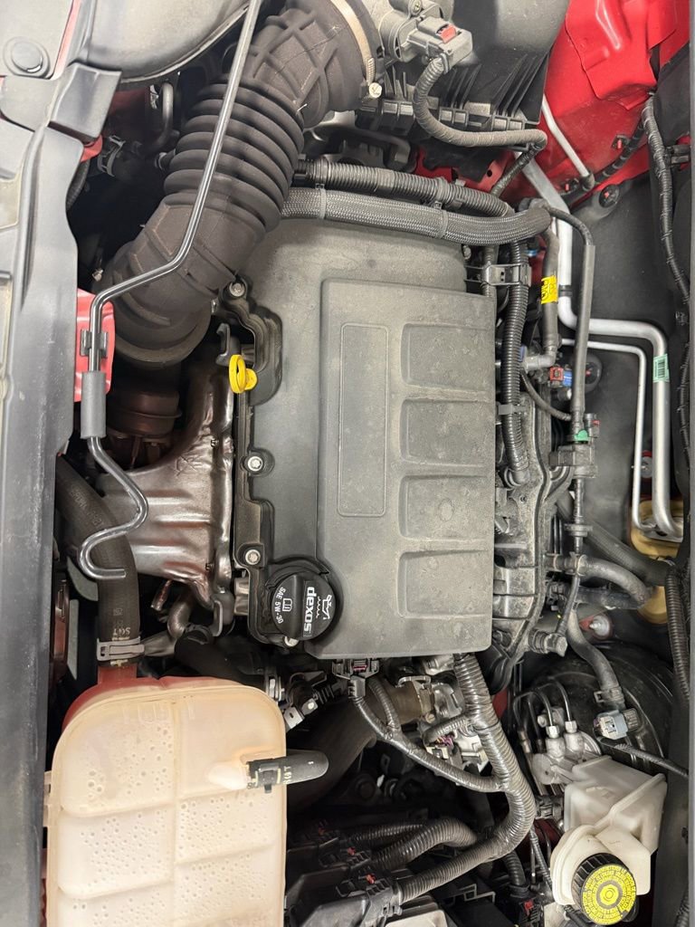 Used 2020 Chevrolet Trax LT w/ LT Convenience Package image 11