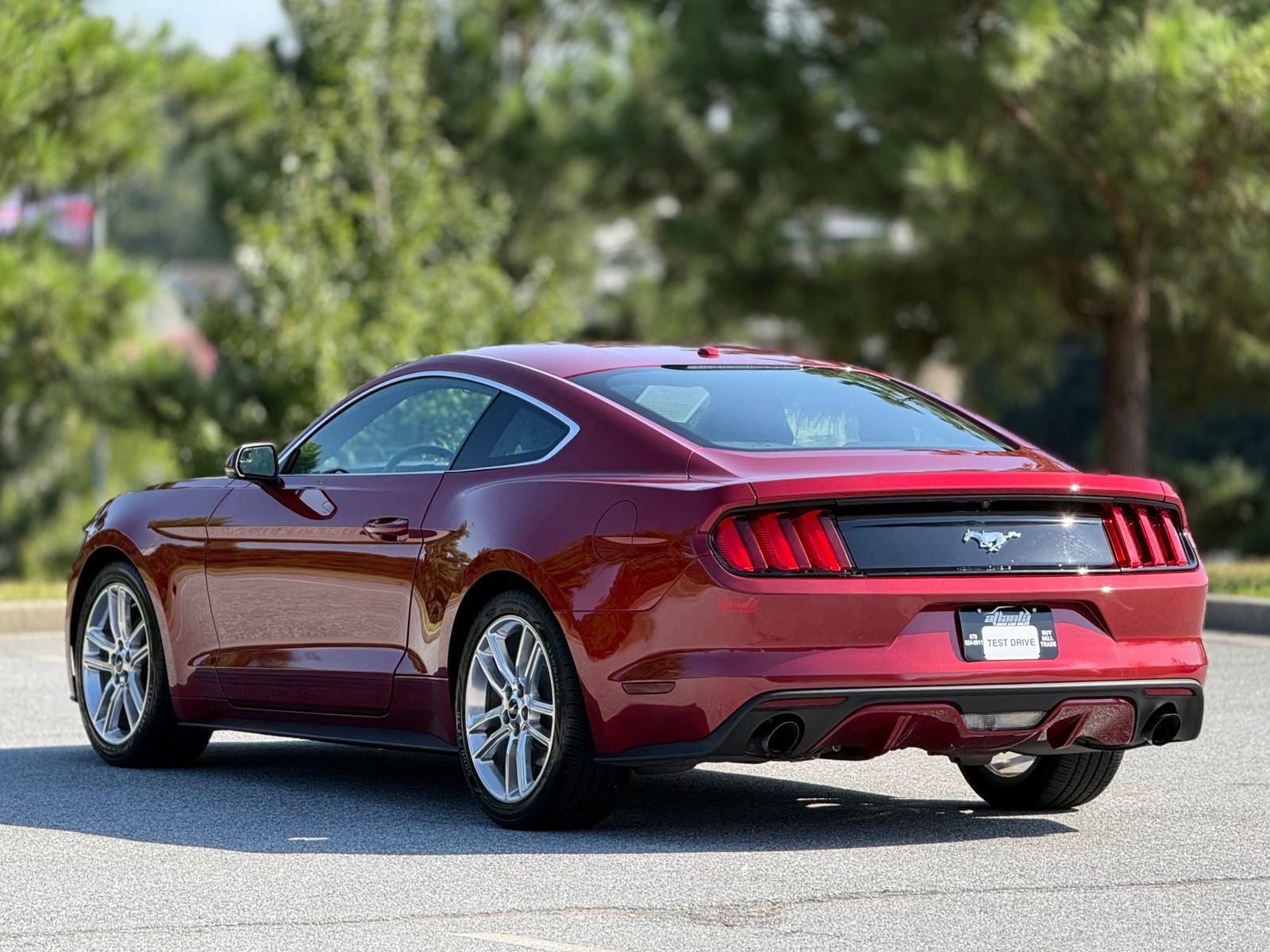 Used 2017 Ford Mustang Premium w/ Pony Package RWD image 10