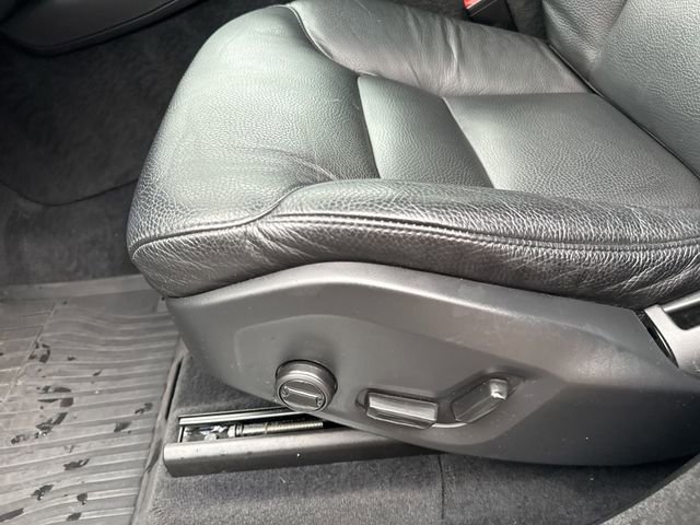 Used 2023 Volvo XC90 B6 Plus w/ Protection Package image 17