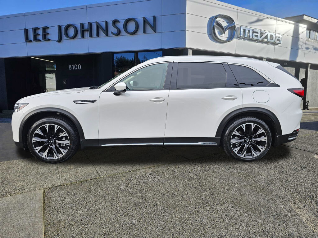 Certified 2024 MAZDA CX-90 Plug-In Hybrid w/ Premium Pkg image 2