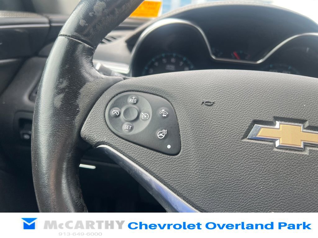 Used 2017 Chevrolet Impala Premier w/ Enhanced Convenience Package FWD image 12