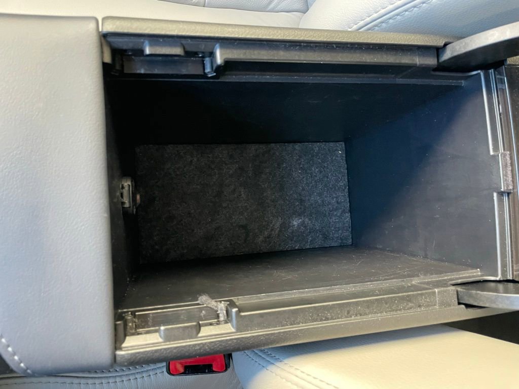 Used 2013 Toyota Avalon XLE image 20