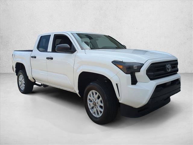 Certified 2024 Toyota Tacoma SR AWD/4WD image 3