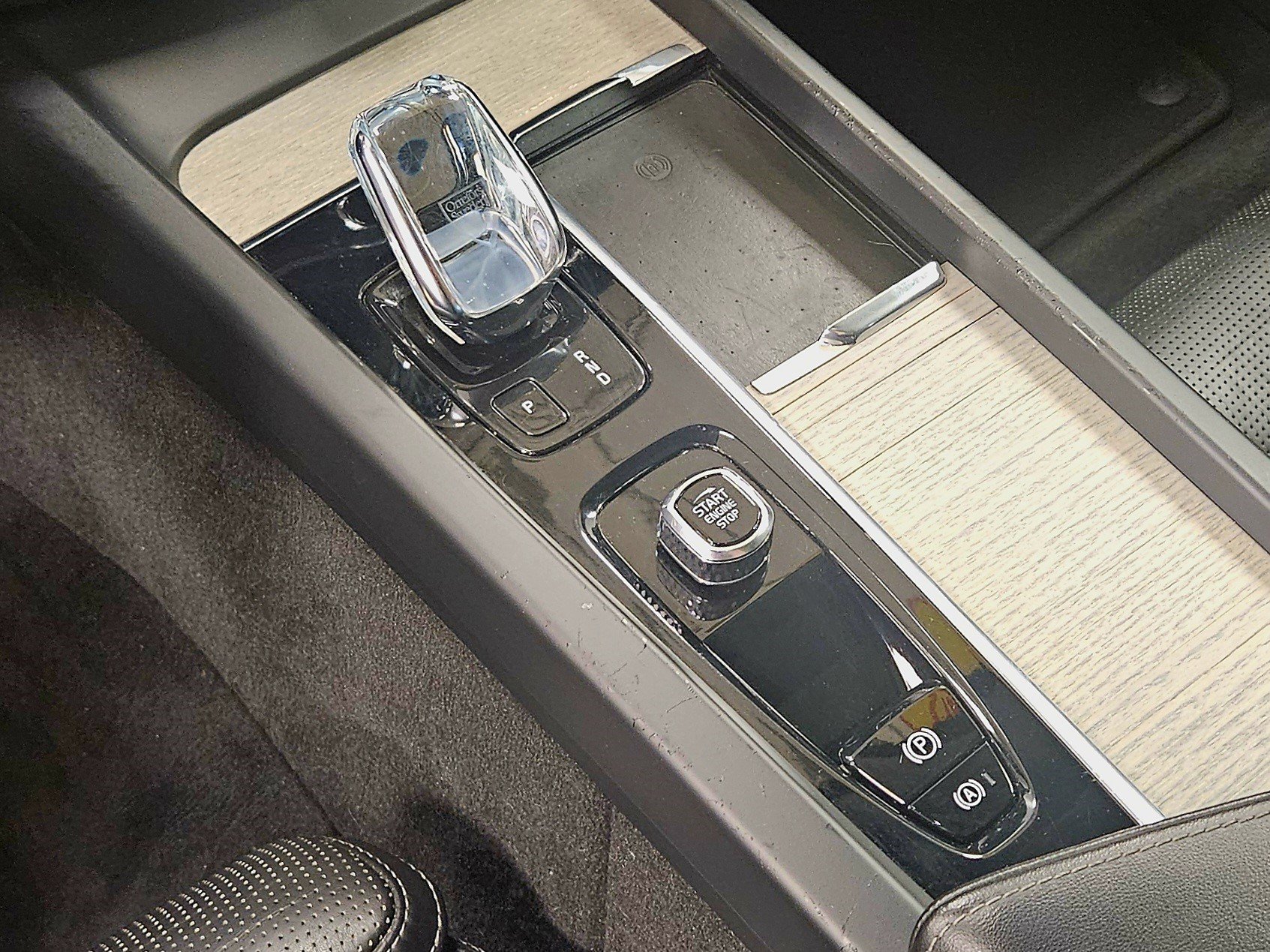 Used 2022 Volvo XC60 B5 Inscription w/ Protection Package Premier AWD/4WD image 43