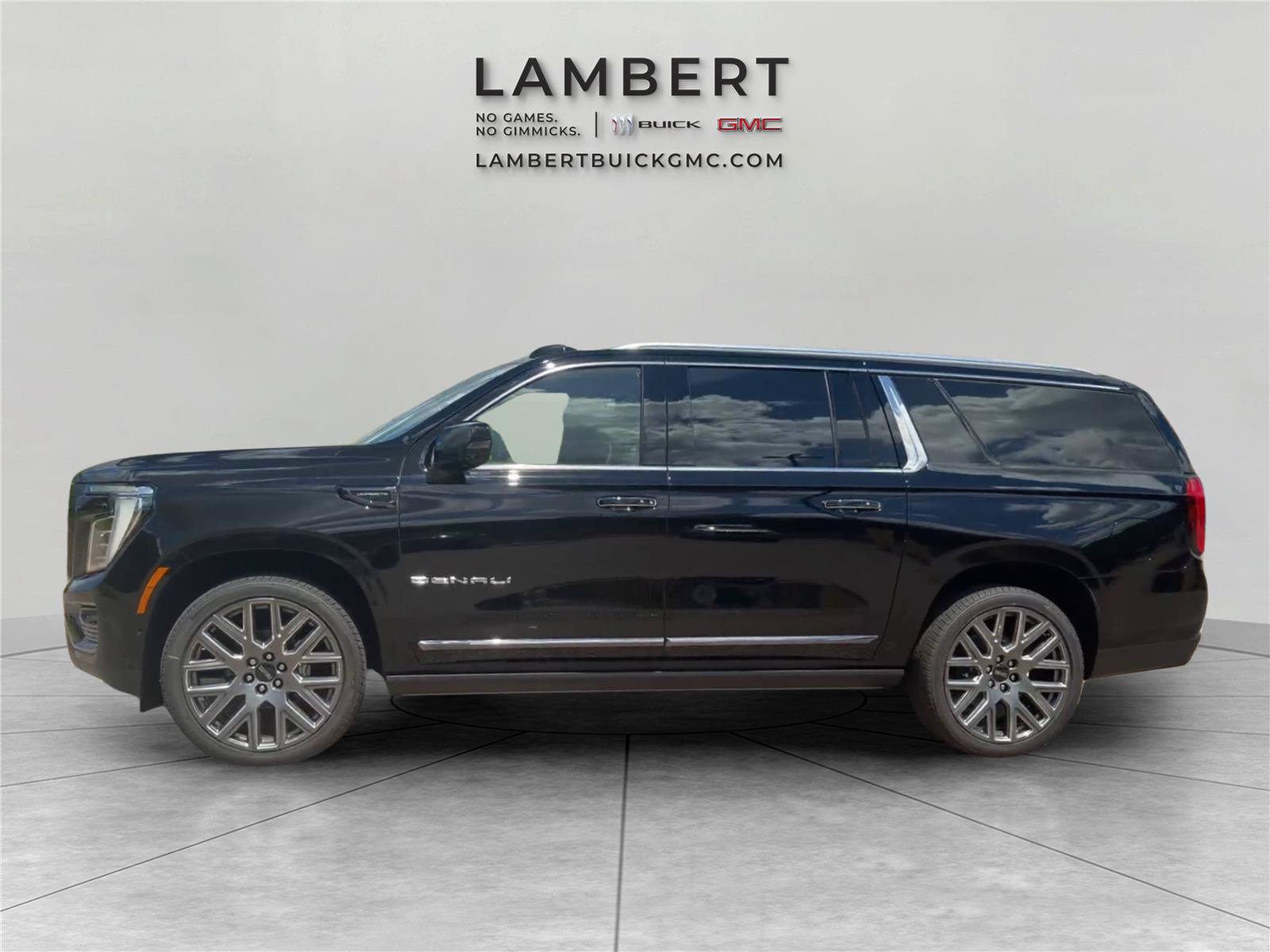 New 2026 GMC Yukon XL Denali Ultimate w/ LPO, Floor Liner Package AWD/4WD image 2