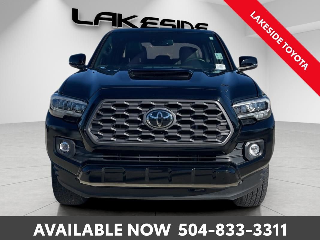 Used 2022 Toyota Tacoma TRD Sport w/ TRD Premium Sport Package image 9