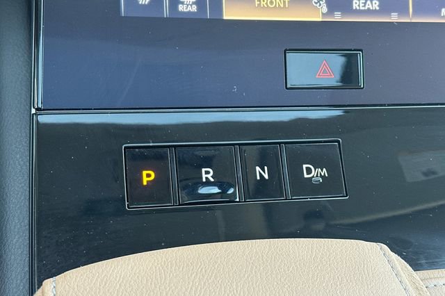 Used 2025 INFINITI QX80 Sensory image 28