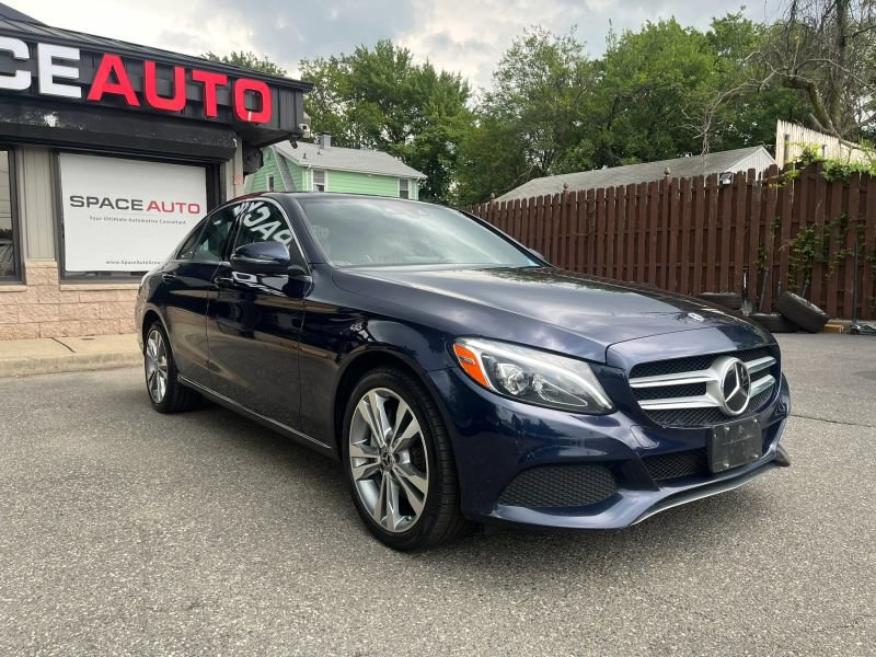 Used 2018 Mercedes-Benz C 300 4MATIC Sedan image 9
