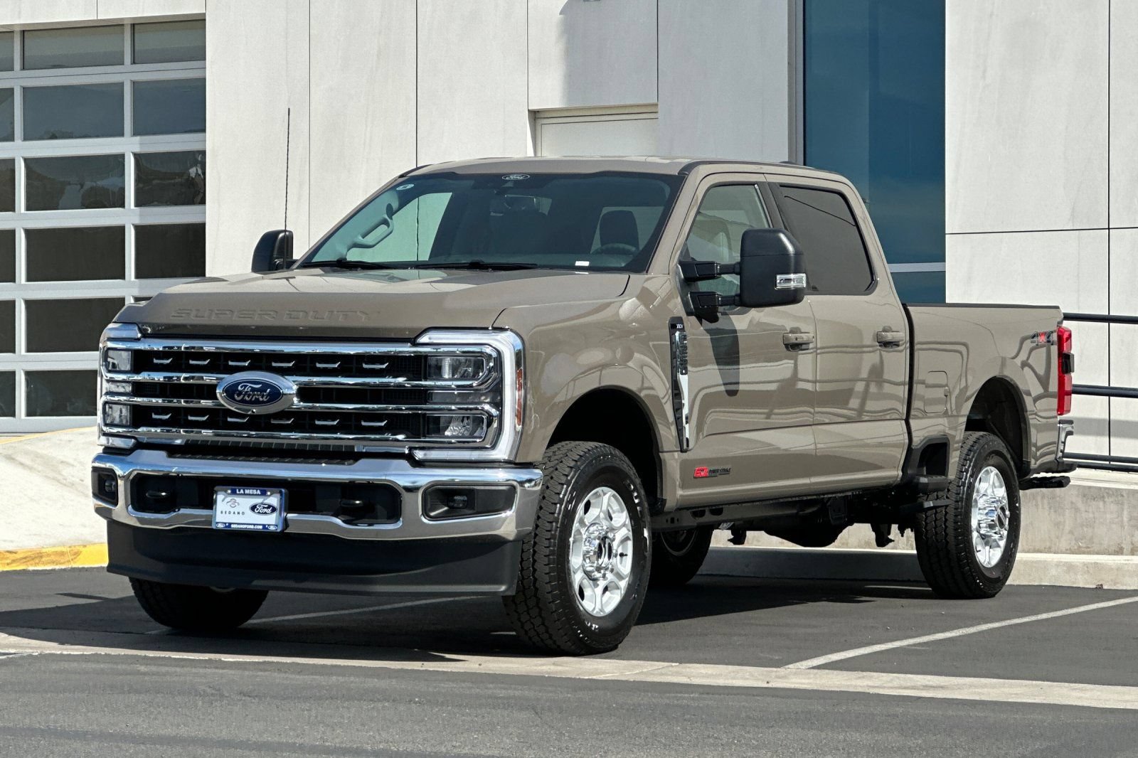 New 2026 Ford F250 XLT w/ XLT Premium Package AWD/4WD image 7