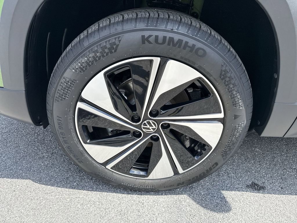 New 2025 Volkswagen Taos SE AWD/4WD image 8