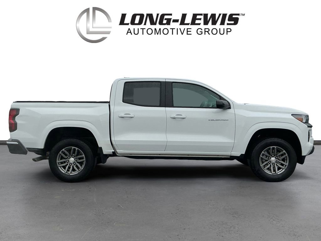 Used 2023 Chevrolet Colorado LT w/ LT Convenience Package II image 8