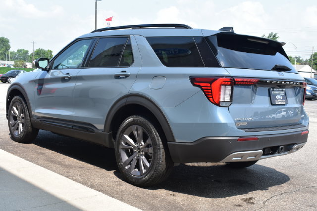 New 2026 Ford Explorer Active w/ Active Comfort Package AWD/4WD image 15