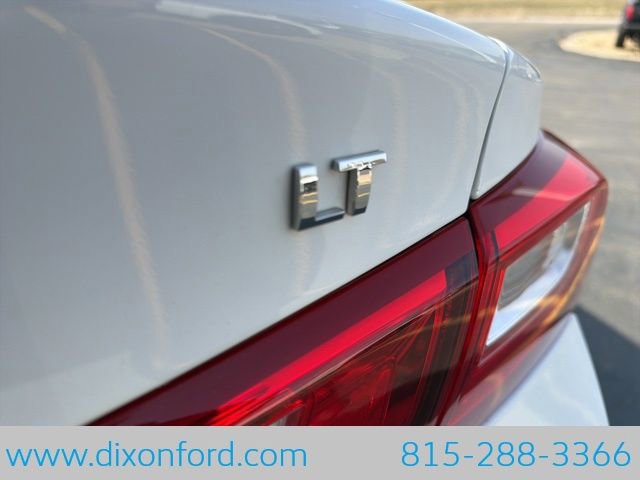 Used 2023 Chevrolet Malibu LT FWD image 27