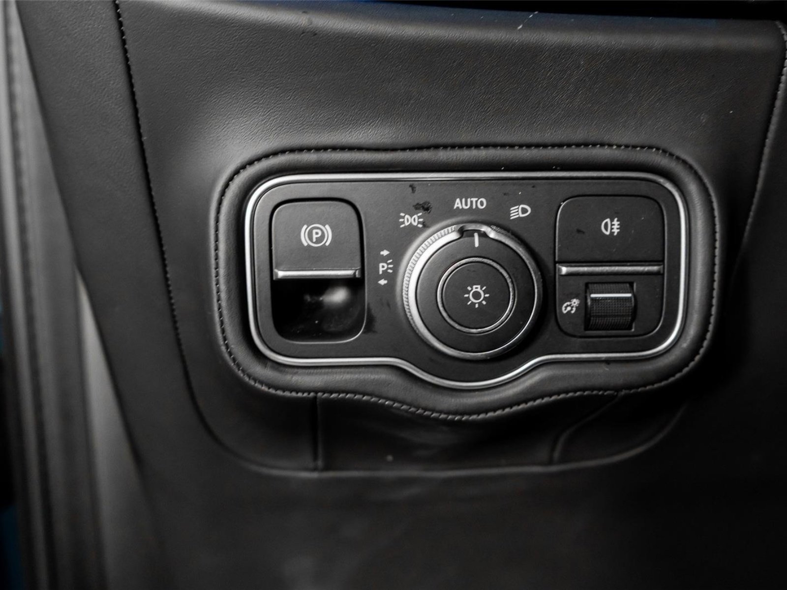 Used 2025 Mercedes-Benz G 63 AMG 4MATIC image 52