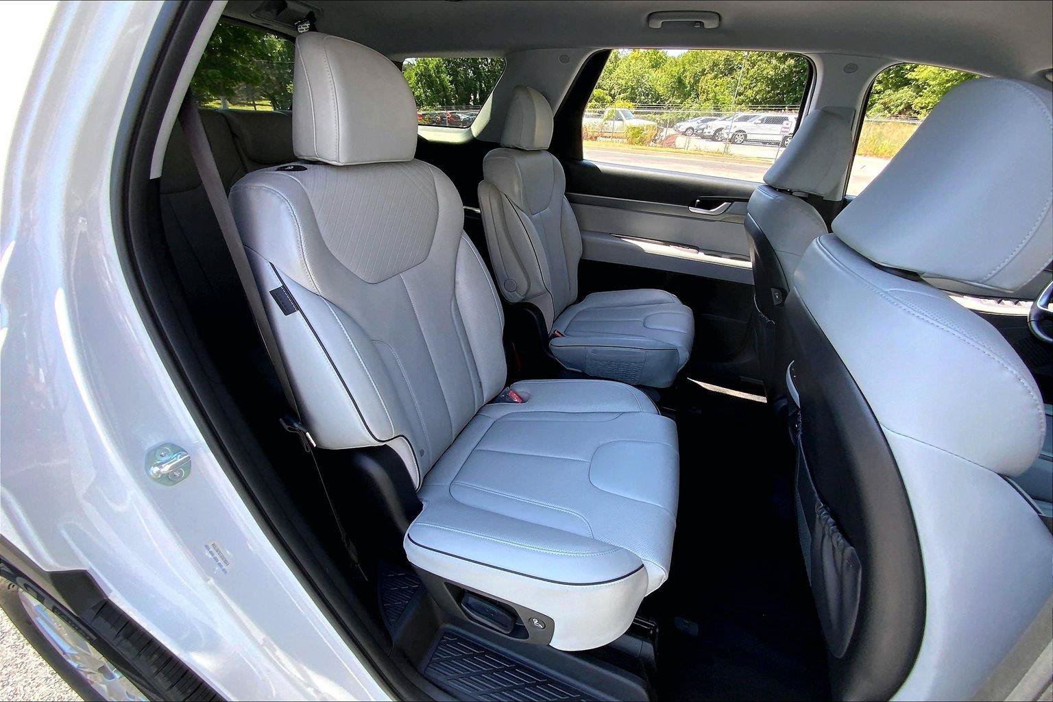 Used 2025 Hyundai Palisade SEL AWD/4WD image 24