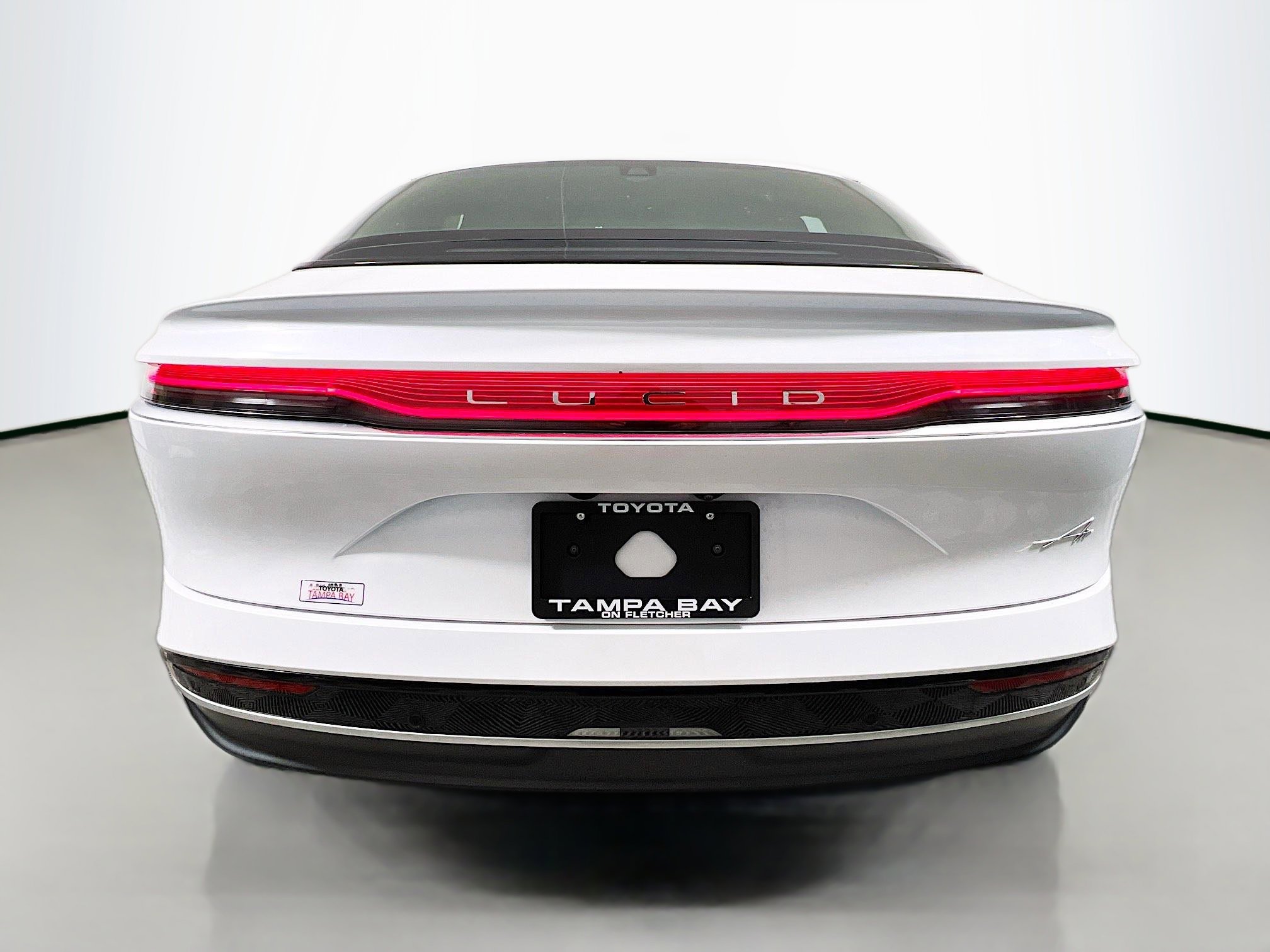 Used 2023 Lucid Air Pure image 6