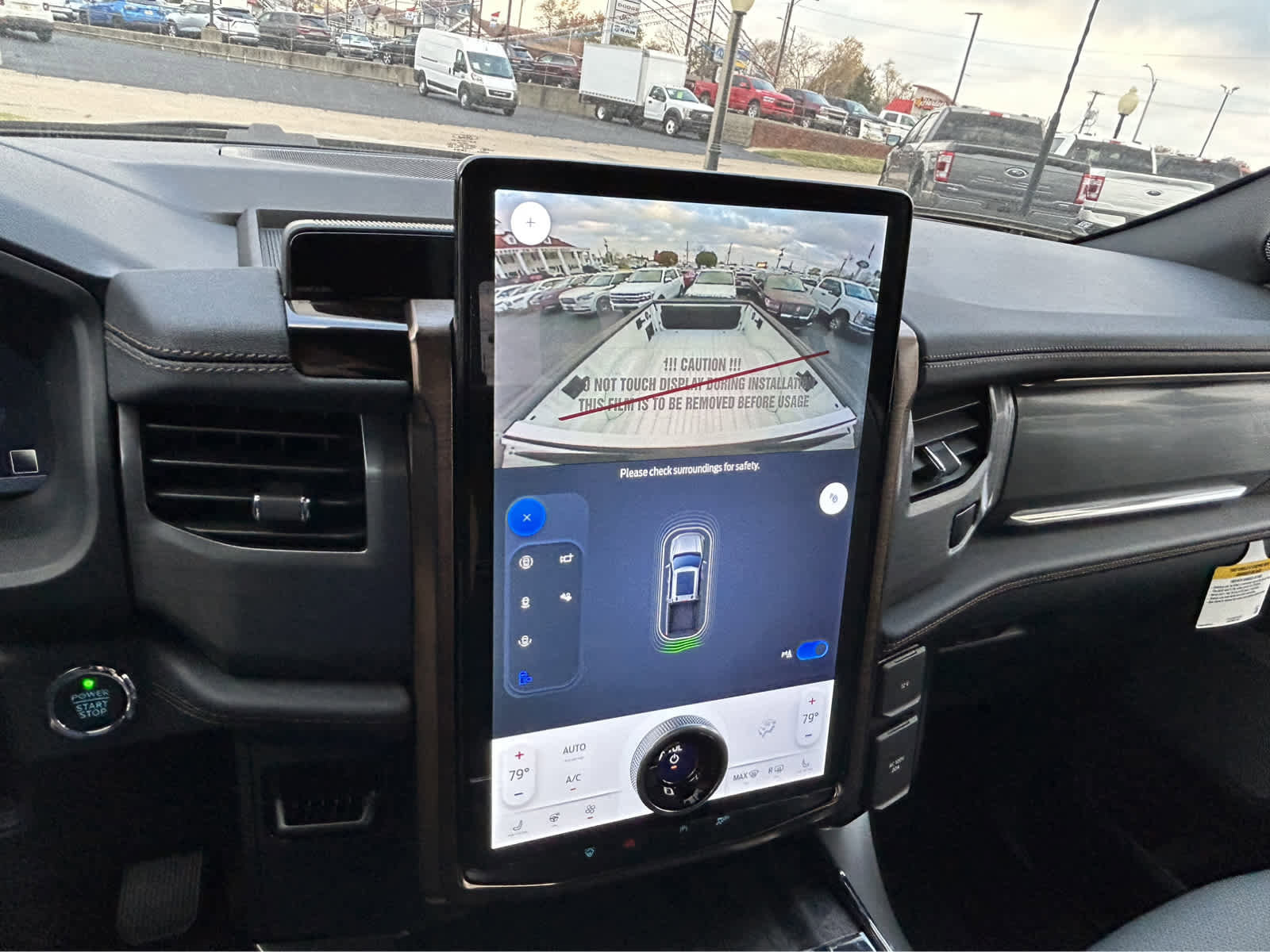 New 2023 Ford F150 Lightning Lariat image 40