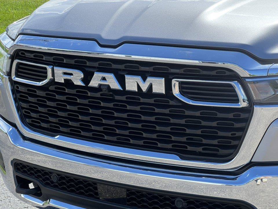 Used 2025 RAM 1500 Big Horn AWD/4WD image 37