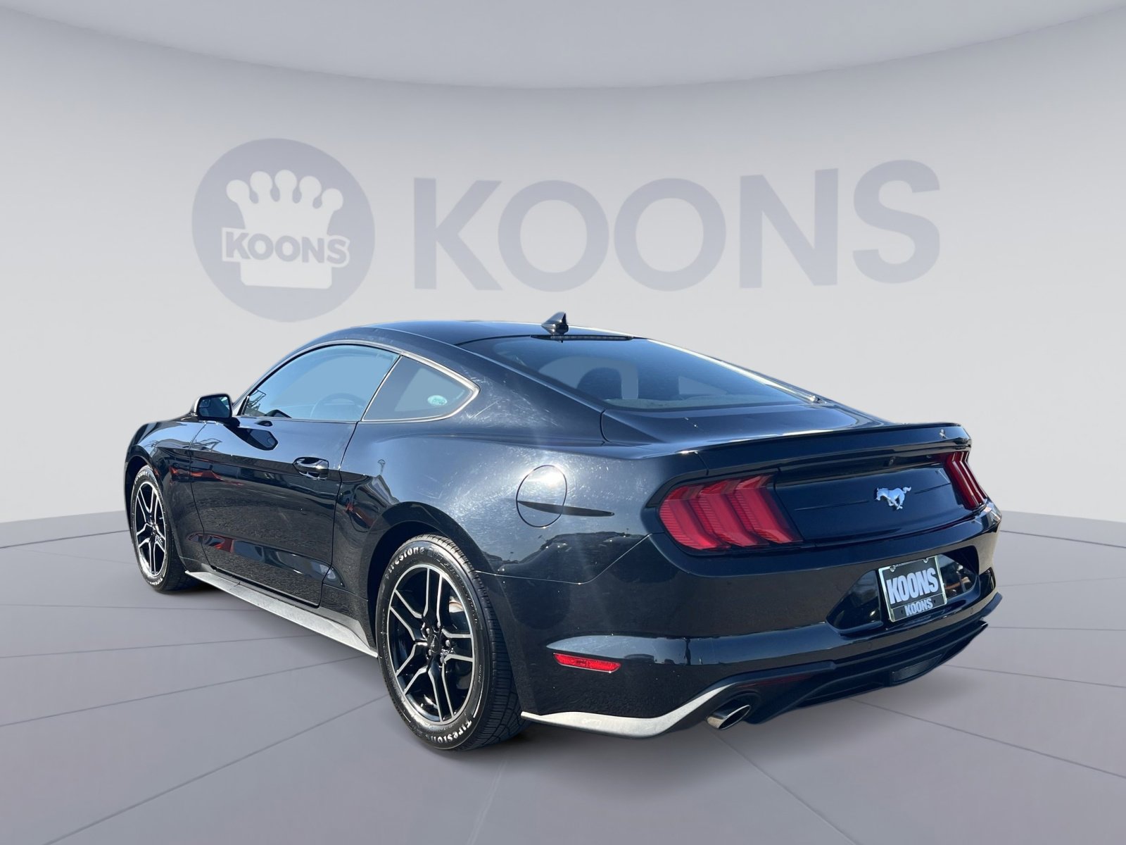 Certified 2020 Ford Mustang Premium RWD image 8