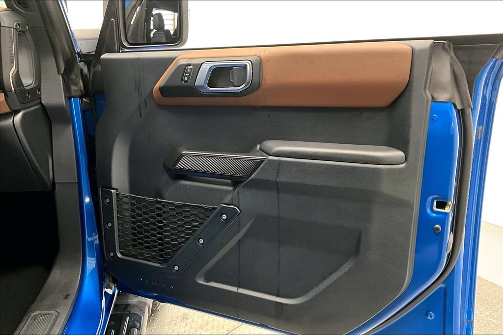 Used 2024 Ford Bronco Outer Banks AWD/4WD image 19
