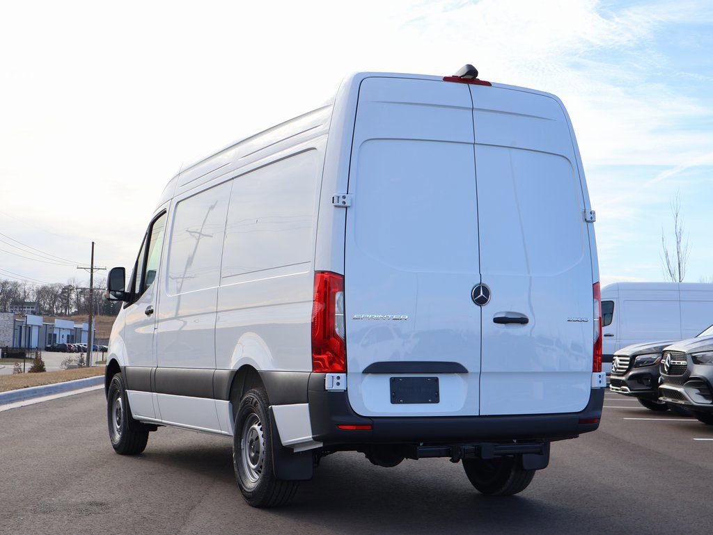 New 2026 Mercedes-Benz Sprinter 144 Cargo image 7