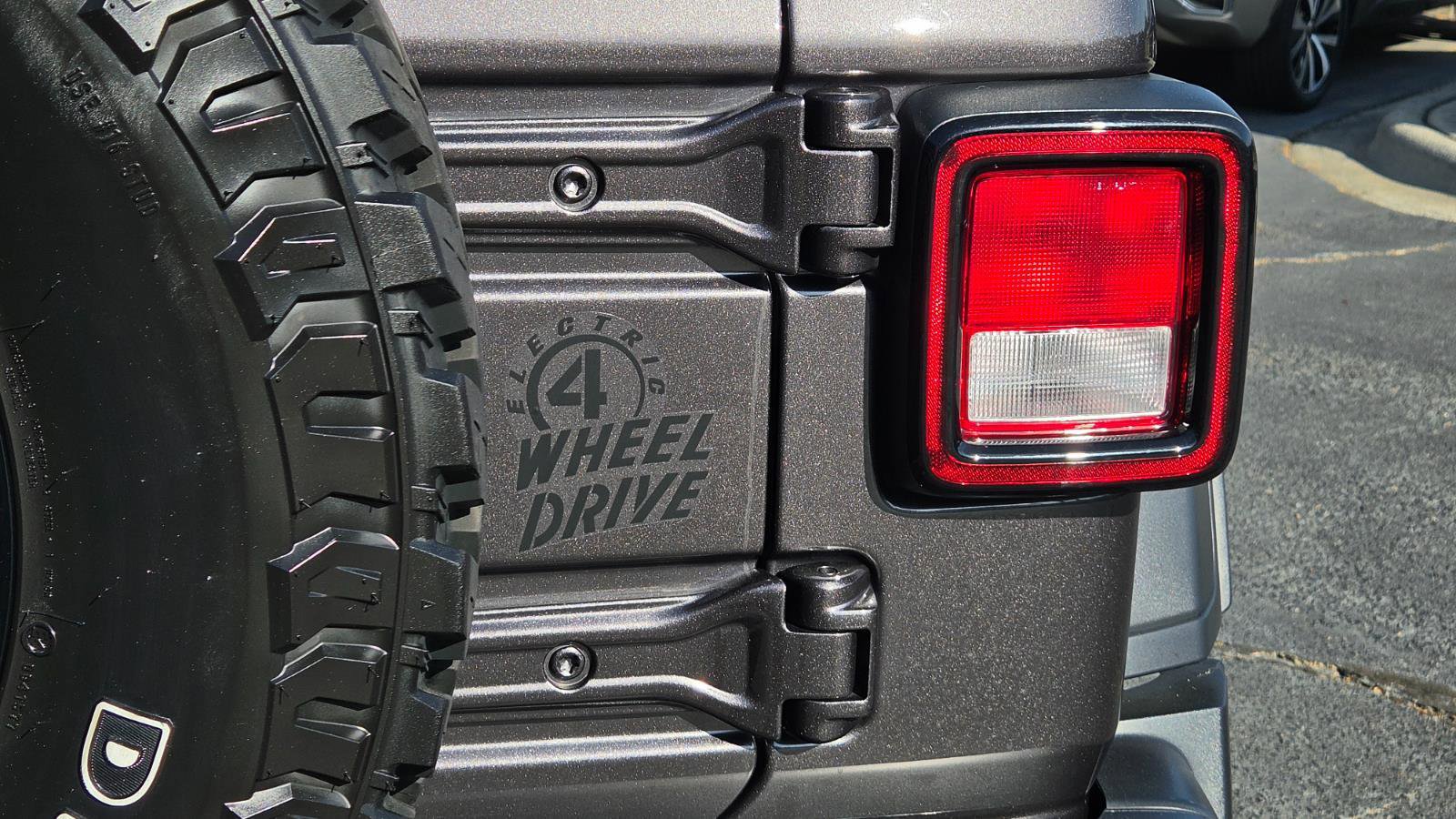 Used 2023 Jeep Wrangler Unlimited w/ Cold Weather Group image 62