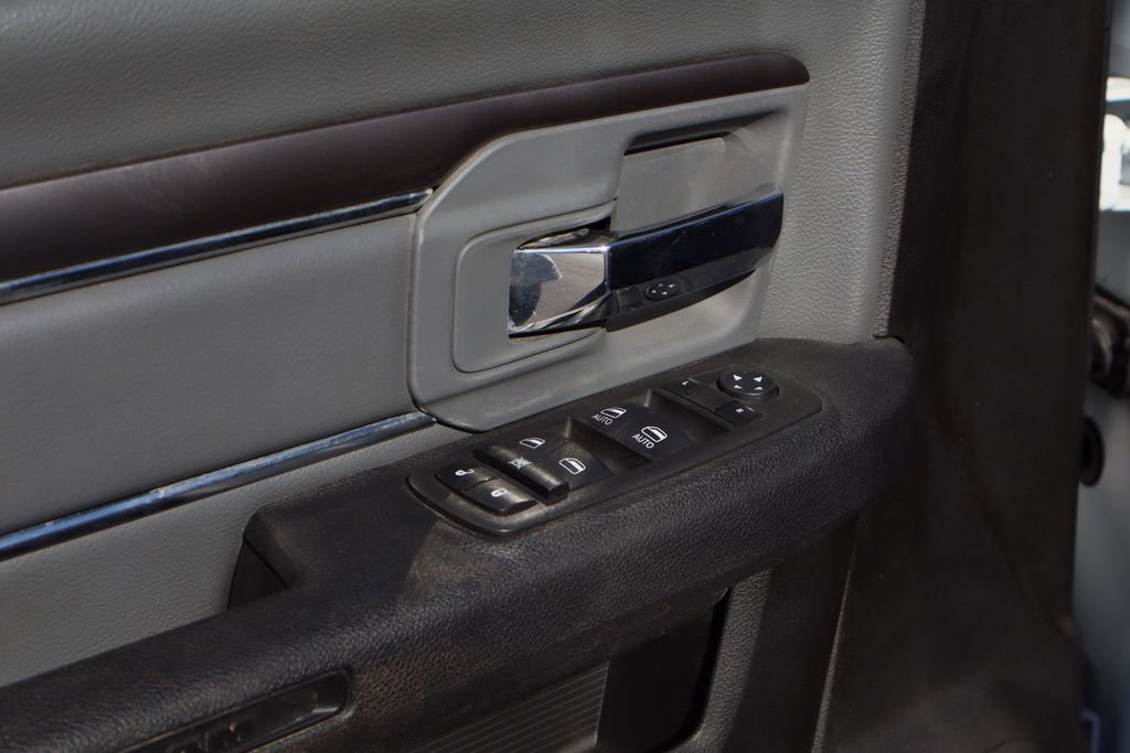 Used 2022 RAM 1500 Classic SLT w/ Electronics Group image 18