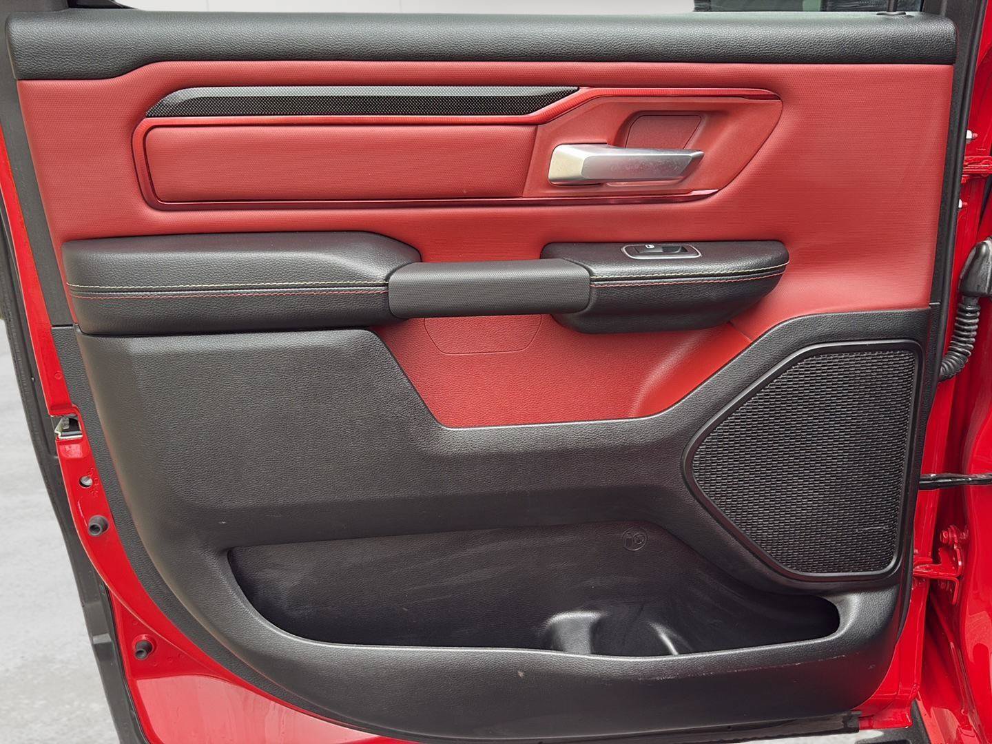 Used 2022 RAM 1500 Rebel AWD/4WD image 30