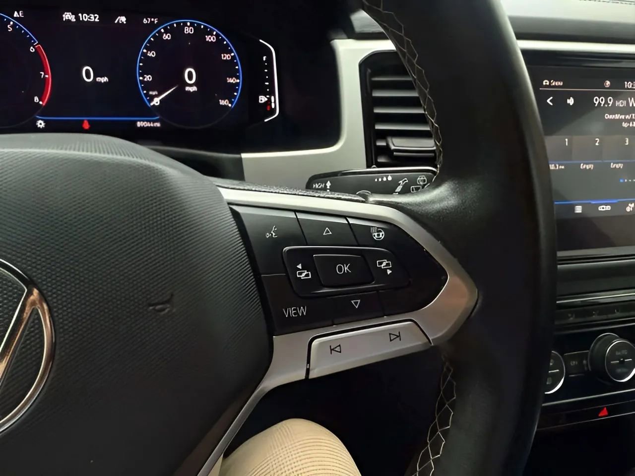 Used 2021 Volkswagen Atlas Cross Sport SEL image 44