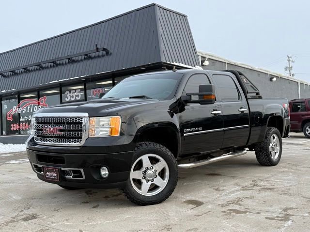Used 2013 GMC Sierra 2500 Denali w/ Suspension Package, Off-Road image 21