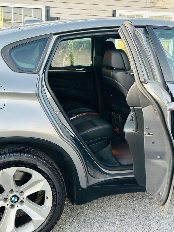 Used 2008 BMW X6 xDrive35i image 11