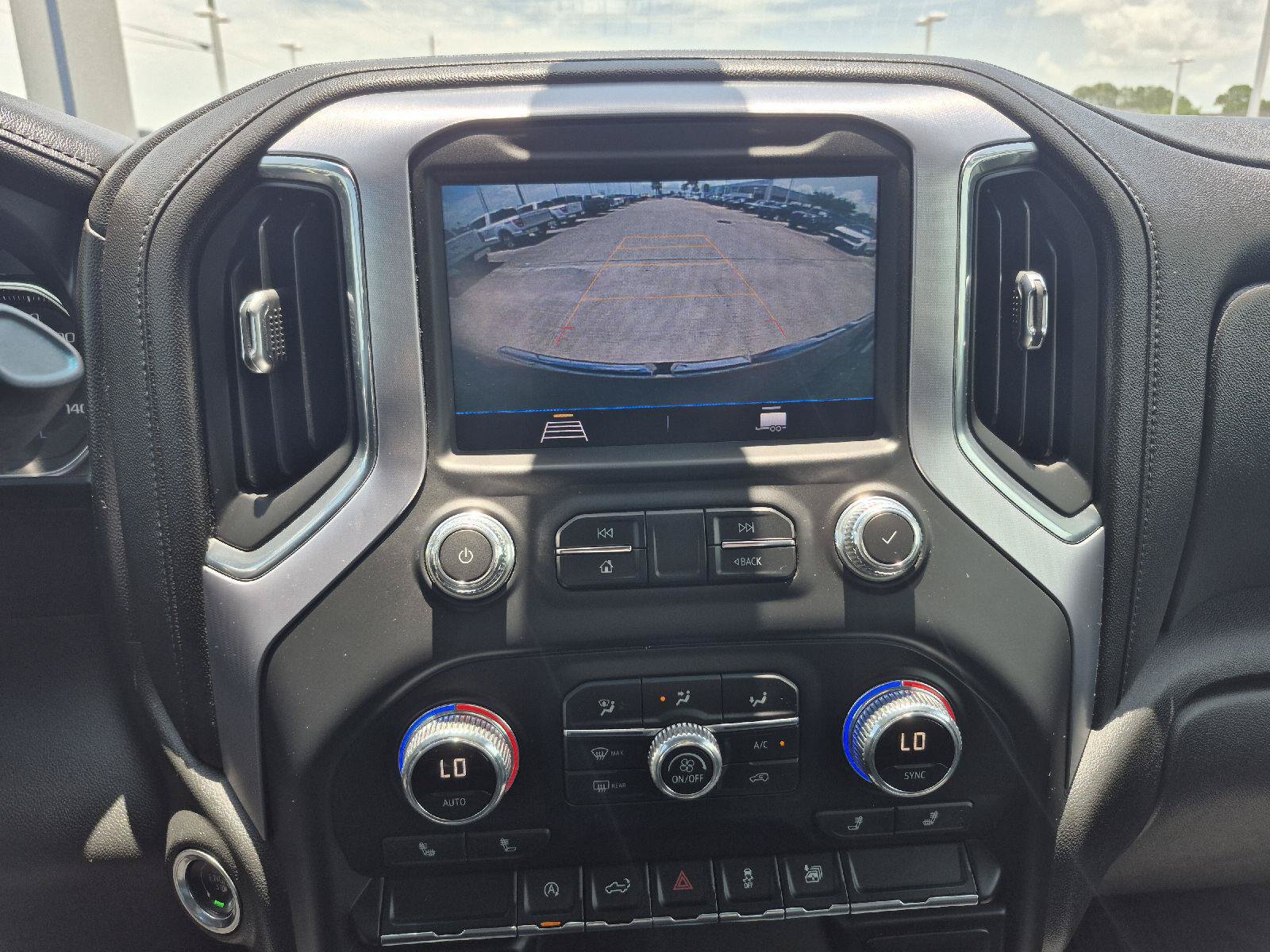 Used 2020 GMC Sierra 1500 Elevation w/ Elevation Value Package RWD image 4