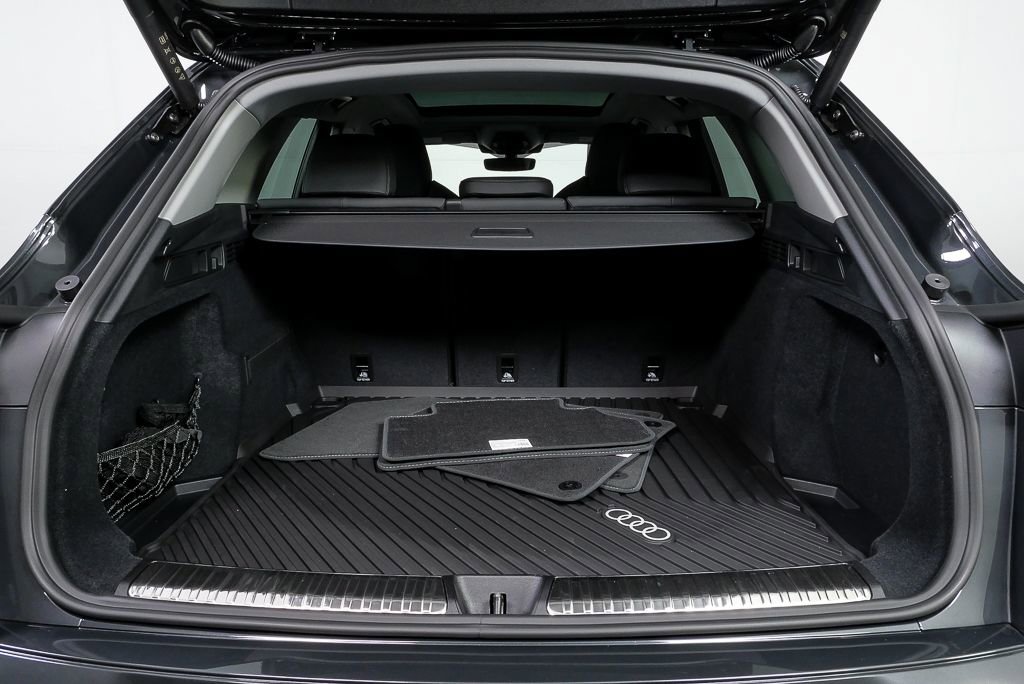 Used 2025 Audi Q5 Premium Plus image 31