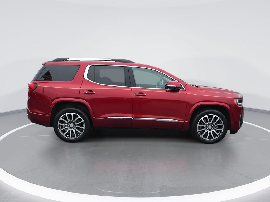 Certified 2021 GMC Acadia Denali w/ Denali Ultimate Package AWD/4WD image 2