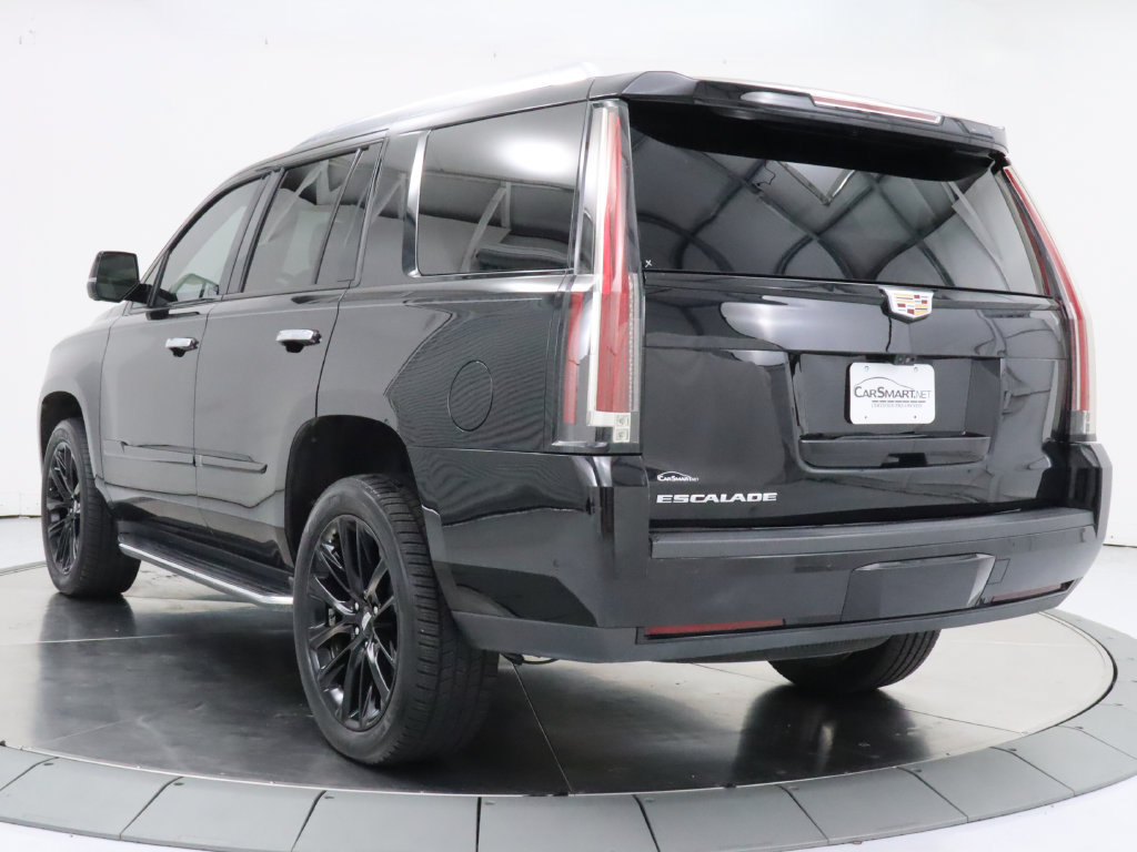 Used 2020 Cadillac Escalade Luxury w/ Escalade Sport Edition RWD image 3