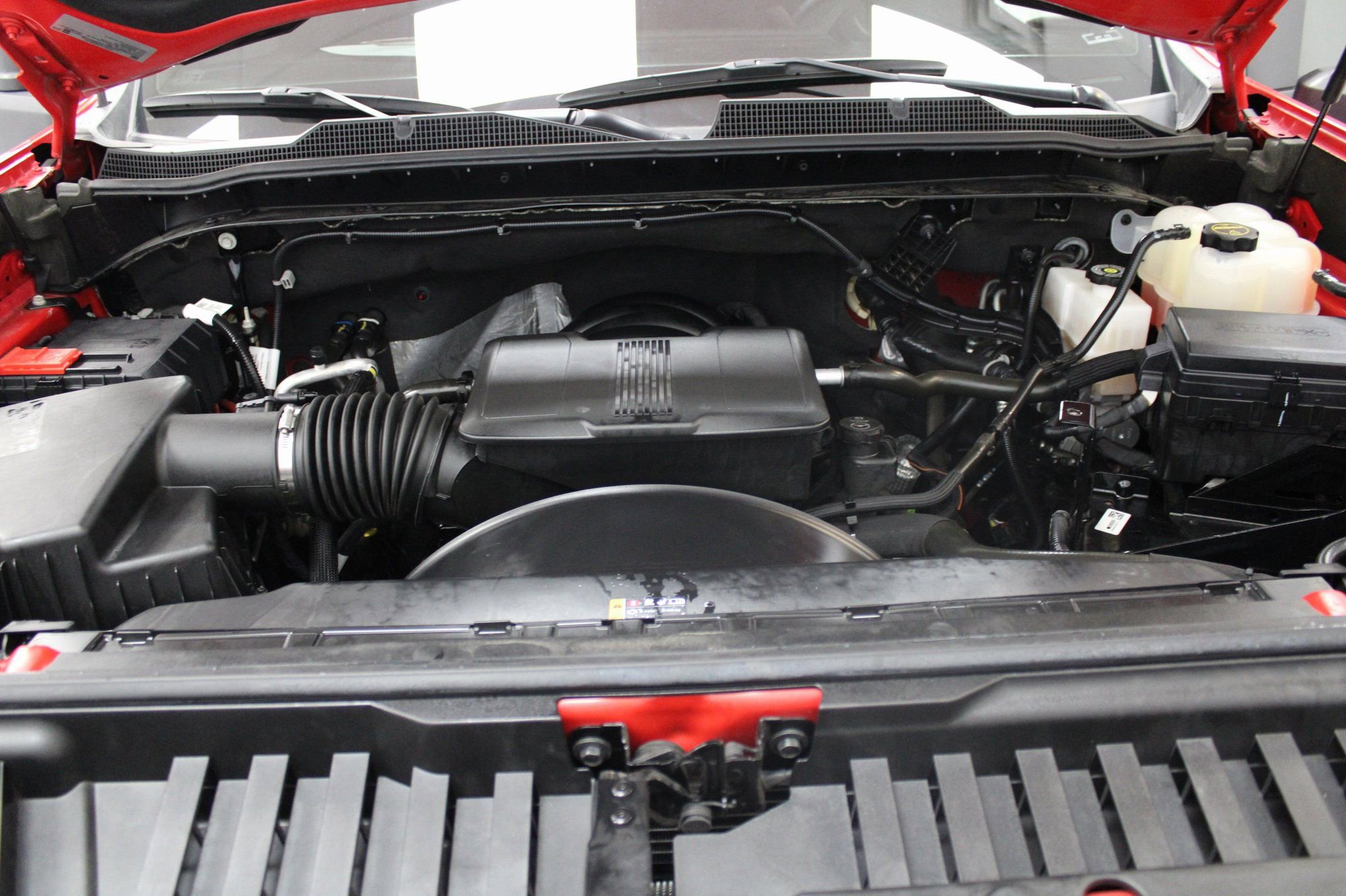 Used 2025 Chevrolet Silverado 2500 LT image 10