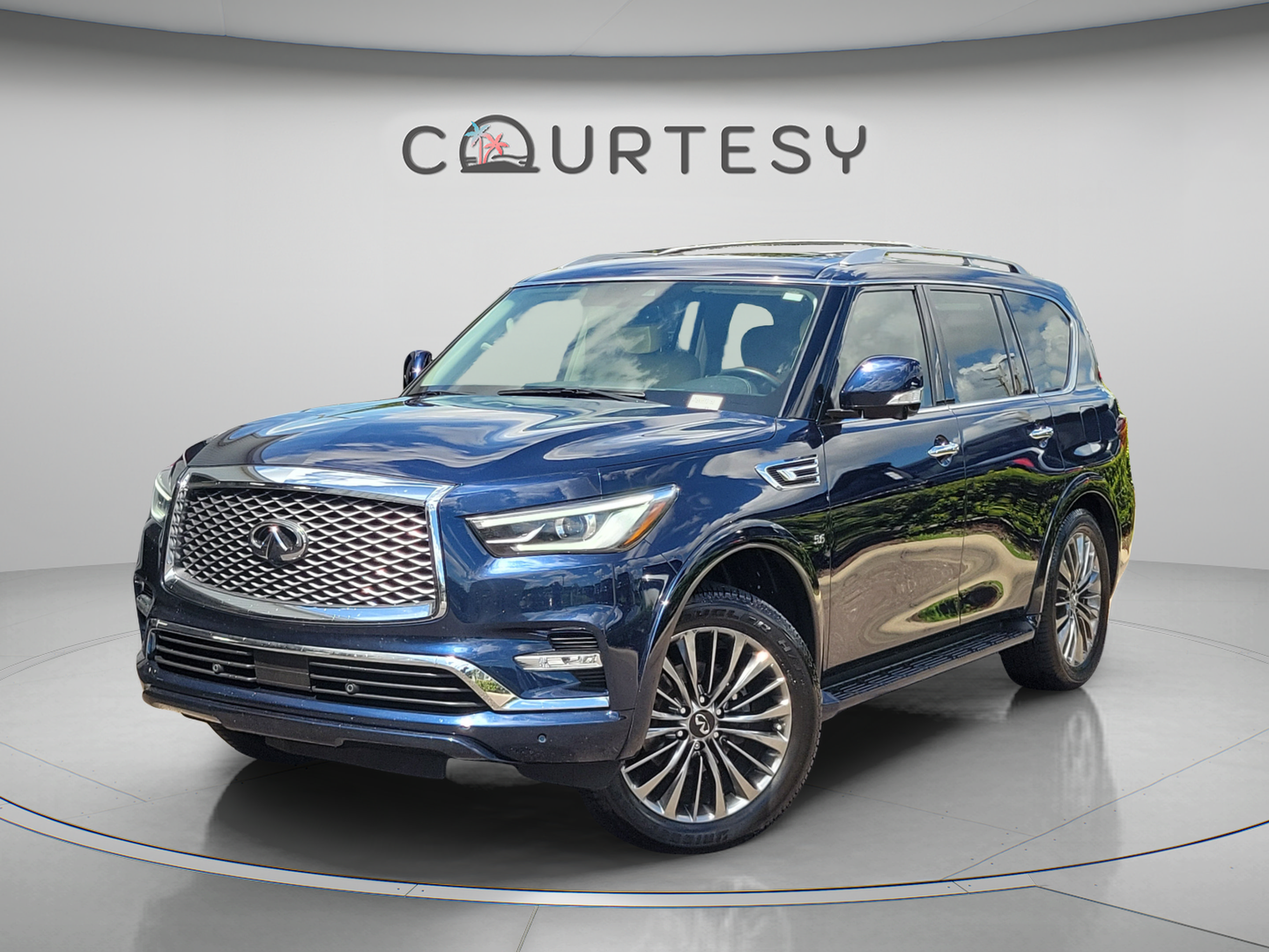 Used 2019 INFINITI QX80 Luxe w/ 22" Wheel Package RWD image 1