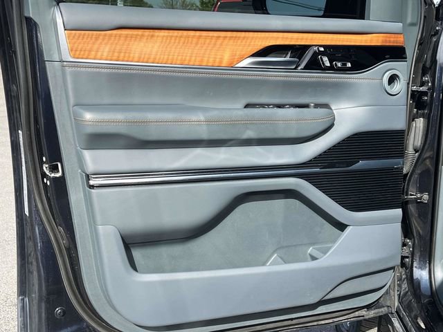 Used 2022 Jeep Grand Wagoneer Series II image 12