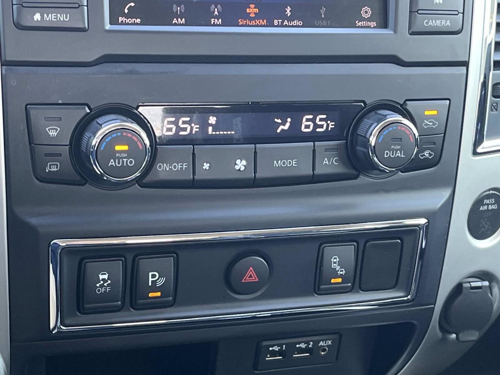 Used 2019 Nissan Titan PRO-4X image 27