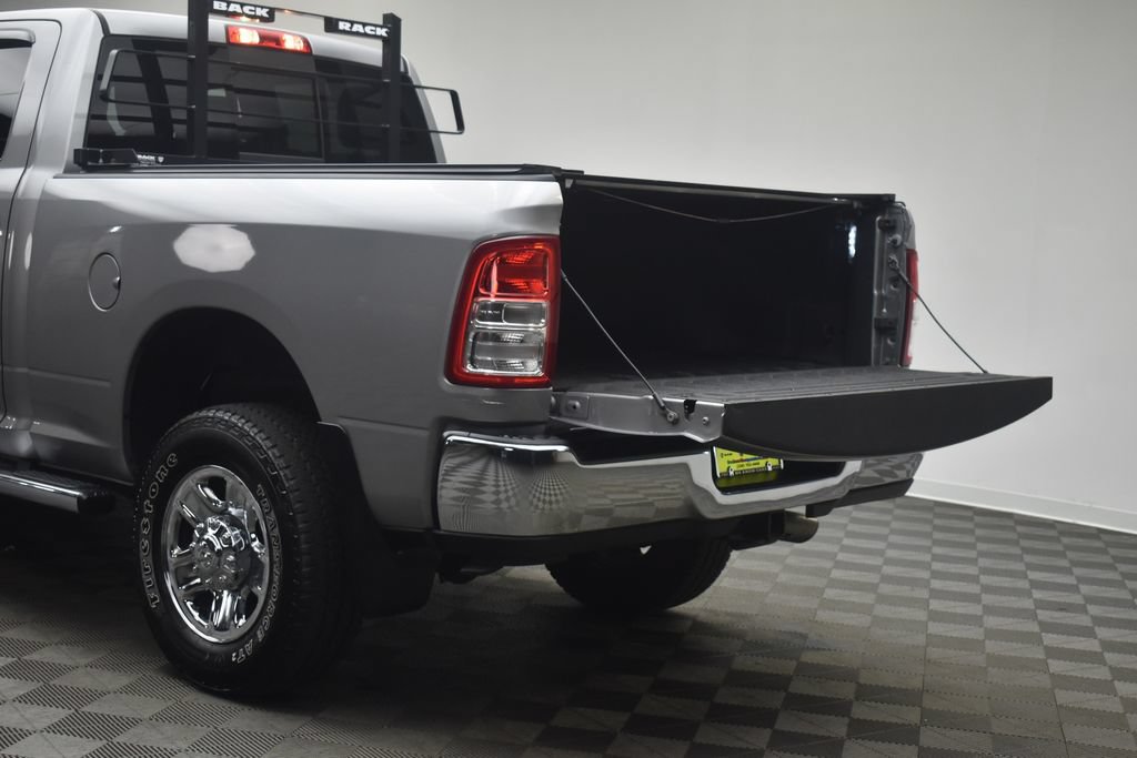 Used 2024 RAM 2500 Tradesman w/ Chrome Appearance Group AWD/4WD image 25