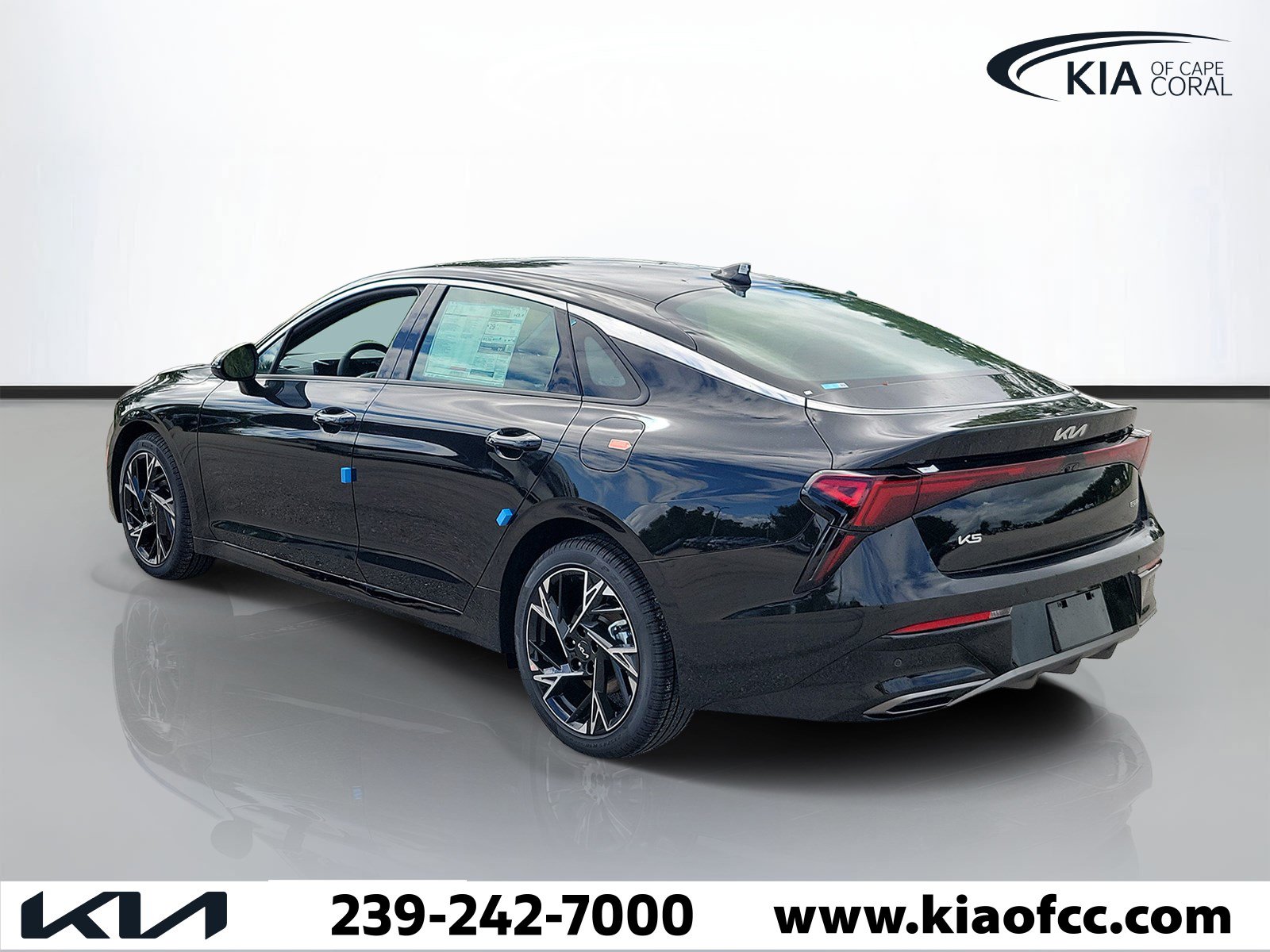 New 2026 Kia K5 GT-Line w/ GT-Line Red Interior Package FWD image 4