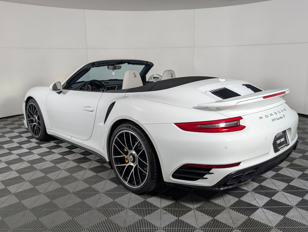 Certified 2019 Porsche 911 Turbo S image 3